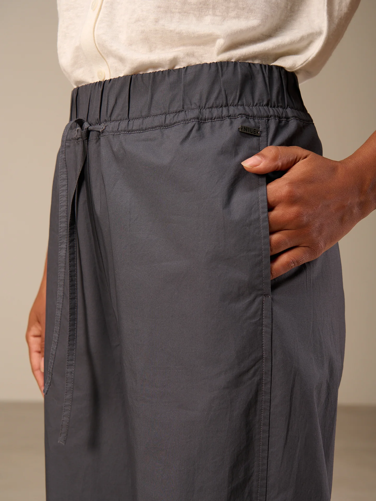 Hose mit elastischem Bund - Image 3