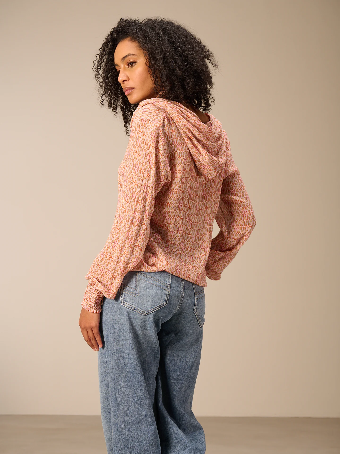 Bluse mit Kapuze - Image 5