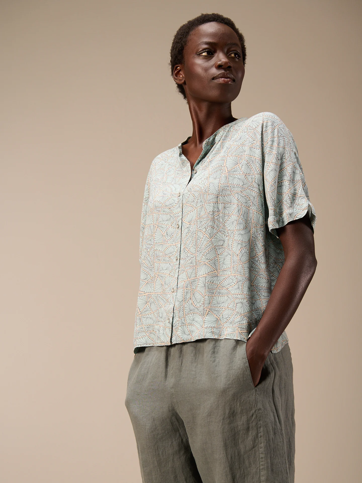 Bluse mit Stehkragen