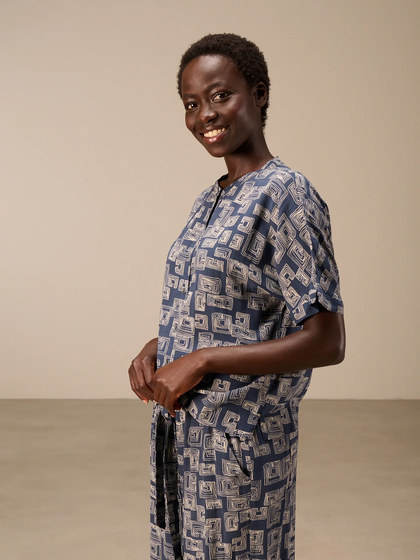 Bluse mit Stehkragen - Image 14