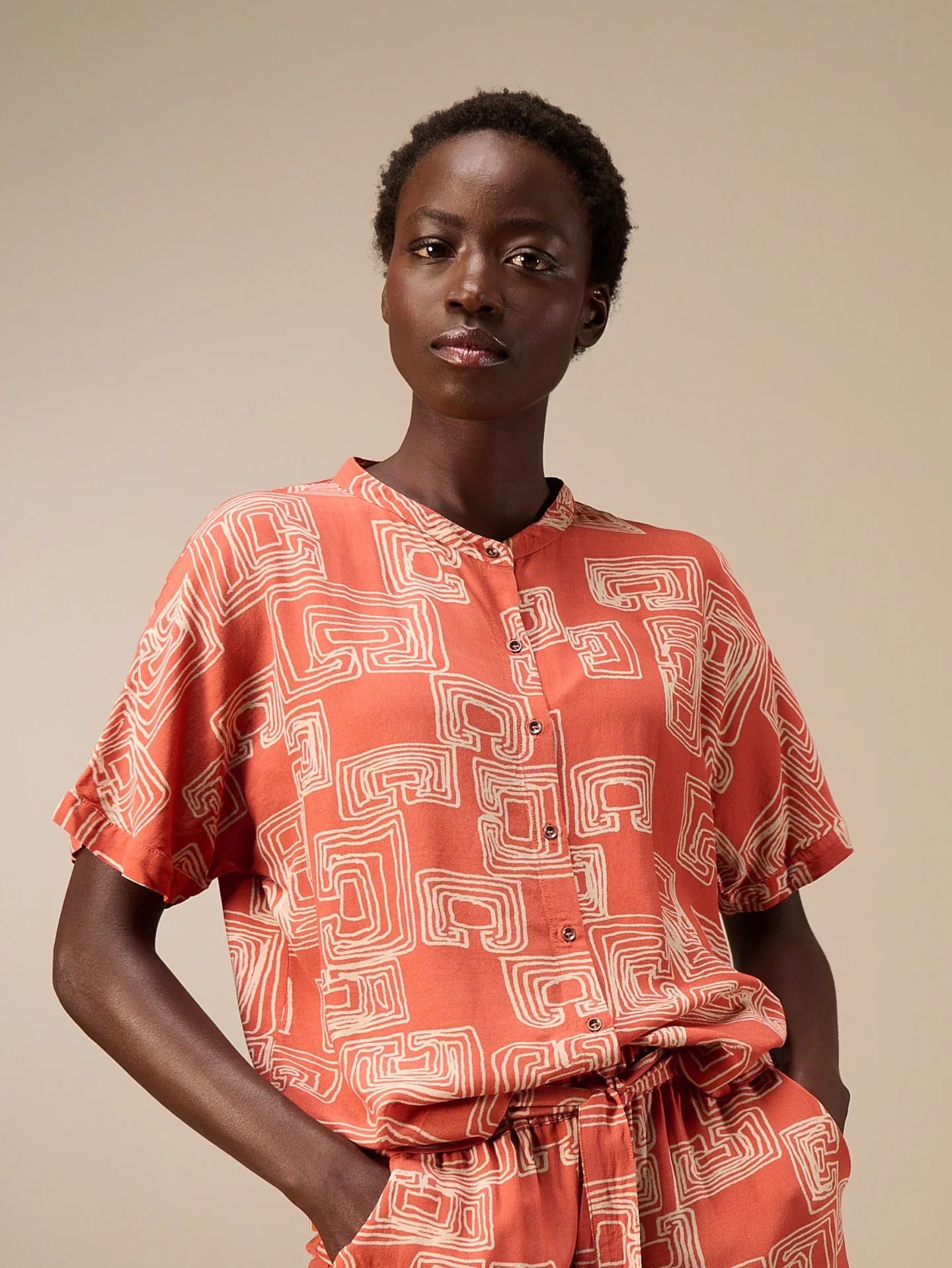 Bluse mit Stehkragen - Image 7
