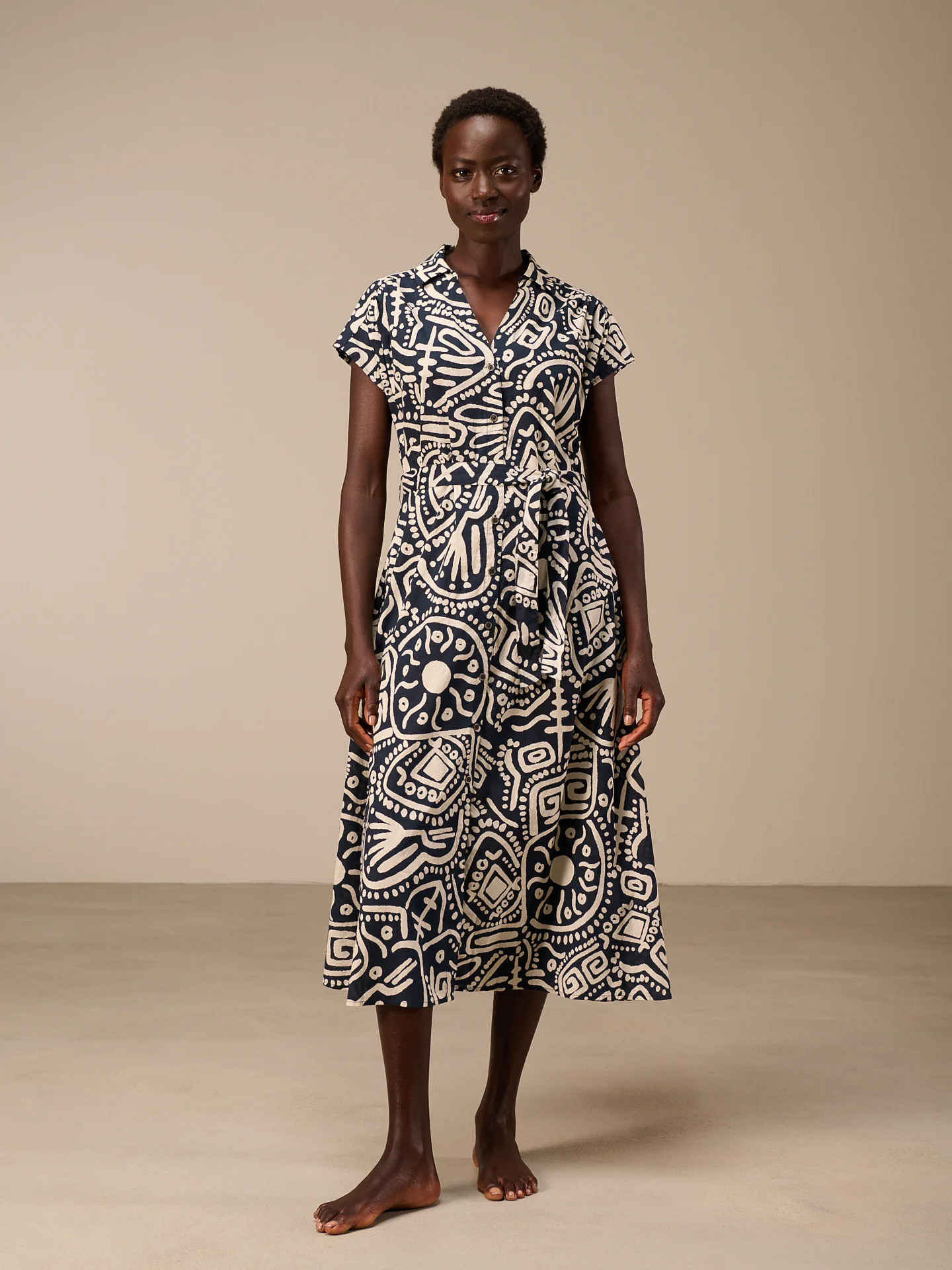 Kleid mit Kragen - Image 5