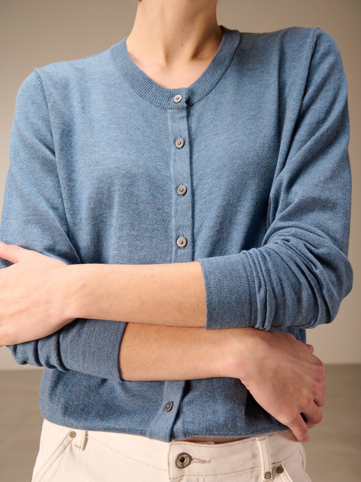 Strickjacke mit Rundhals - Image 7