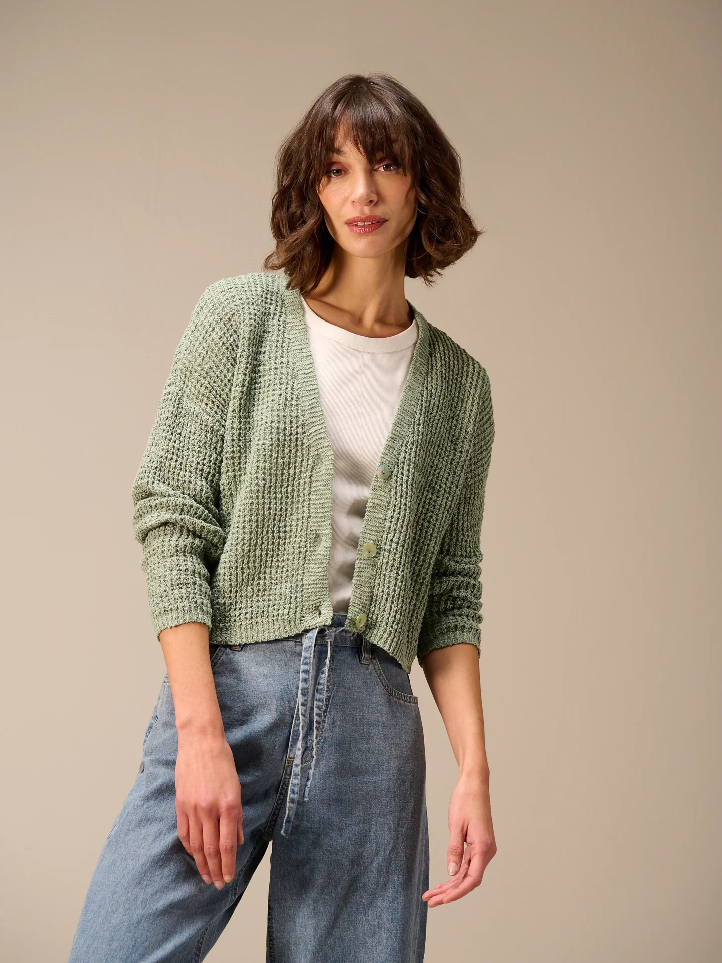 Strickjacke mit V-Ausschnitt - Image 20