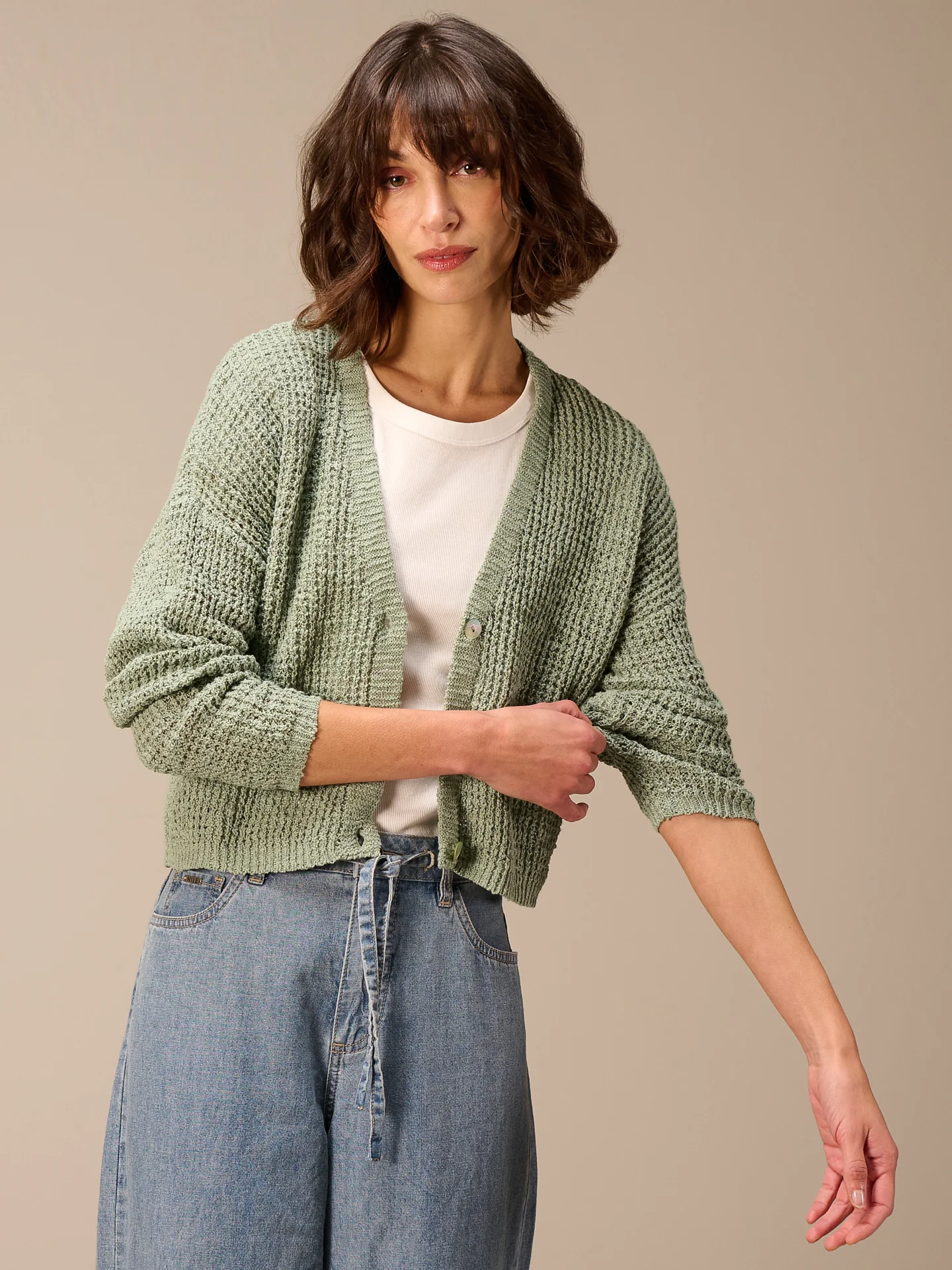 Strickjacke mit V-Ausschnitt - Image 23