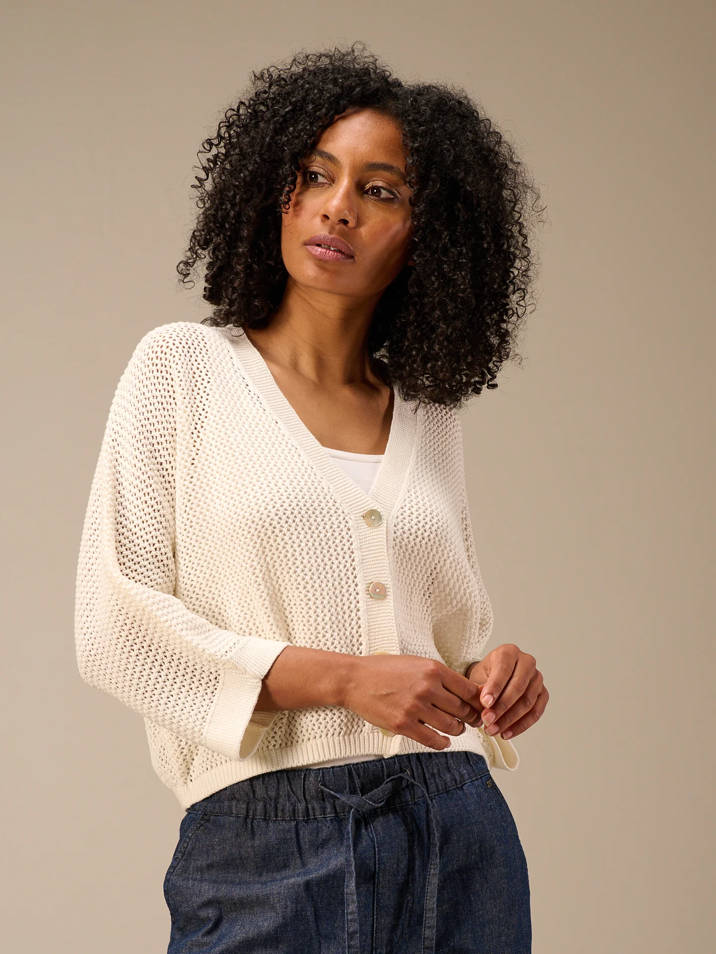 Strickjacke mit Knopfverschluss - Image 9