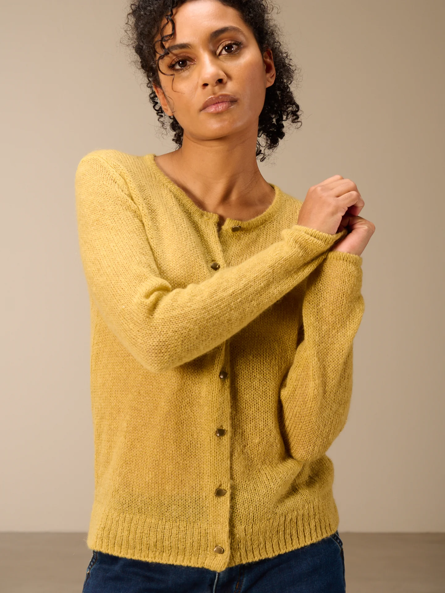 Strickjacke mit Knopfverschluss - Image 4
