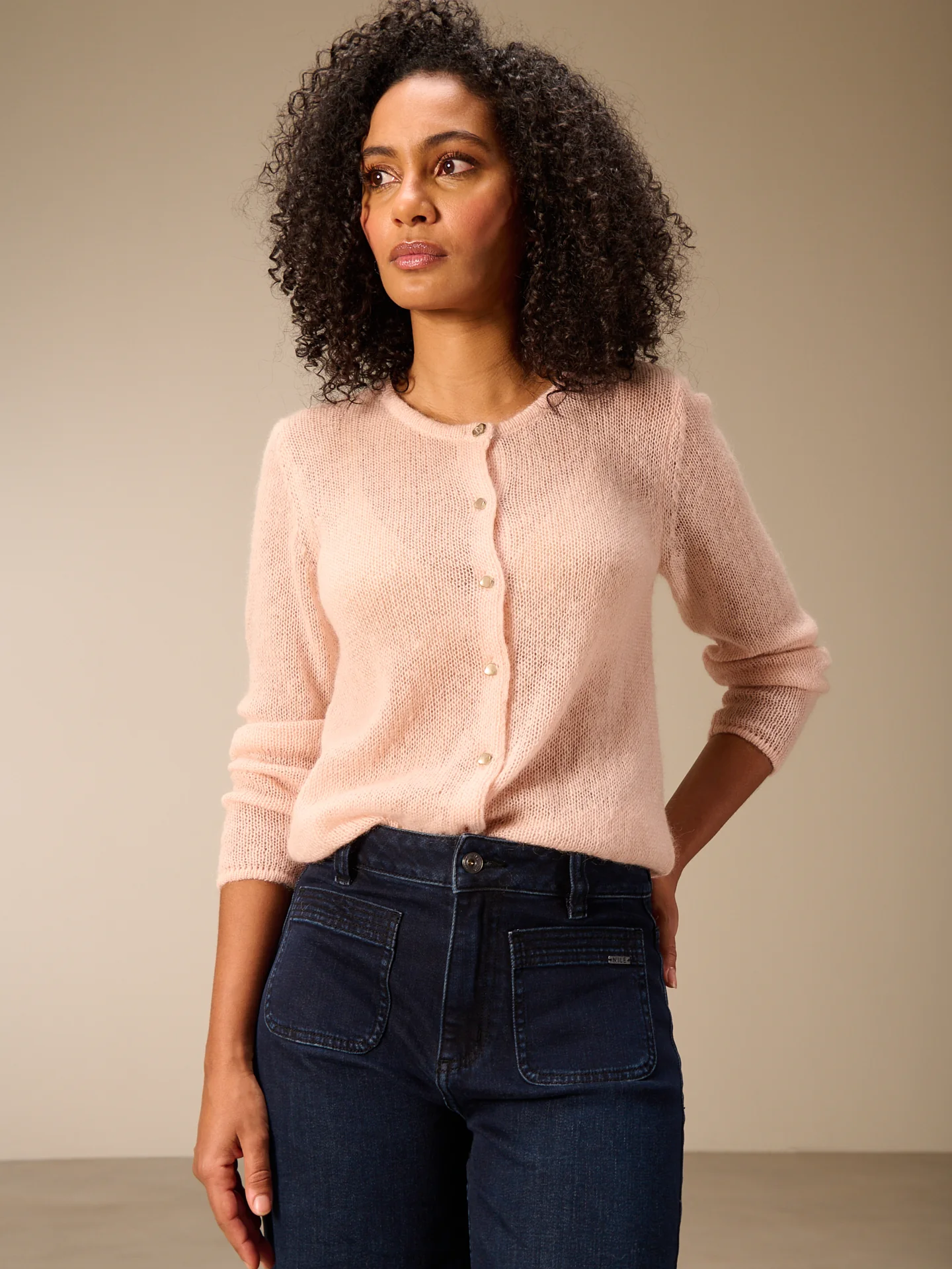 Strickjacke mit Knopfverschluss - Image 7