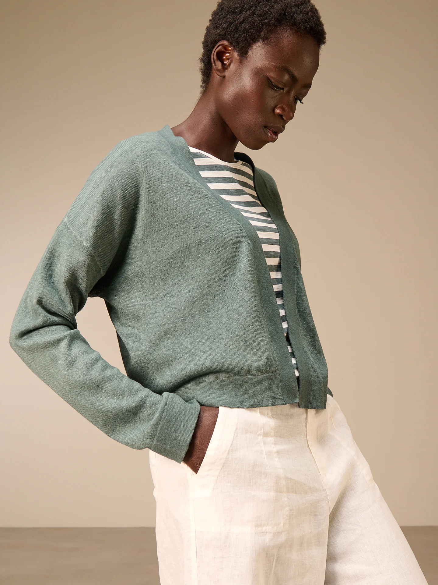 Strickjacke mit Leinen - Image 12