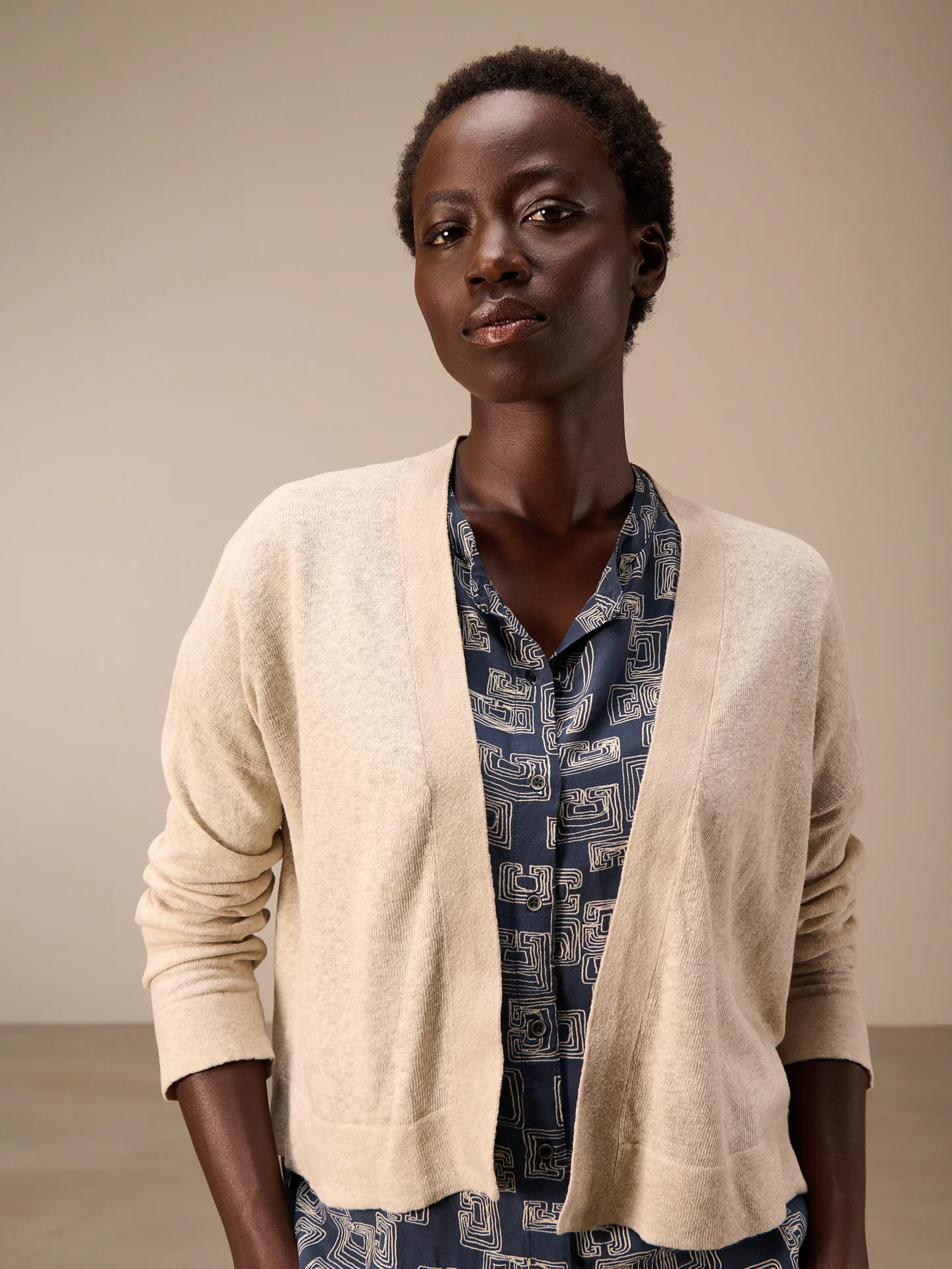 Strickjacke mit Leinen - Image 3