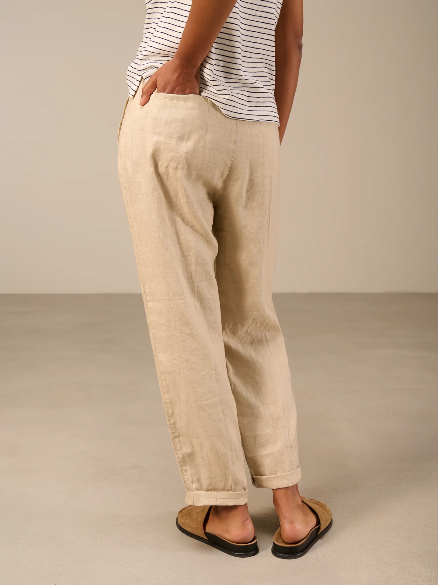 Hose mit elastischem Bund - Image 9