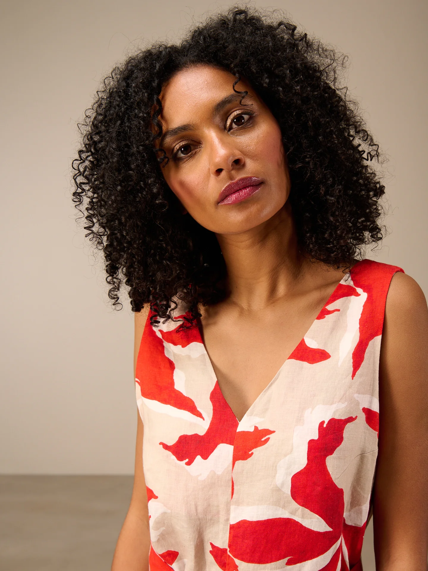 Jumpsuit mit Gürtel - Image 14