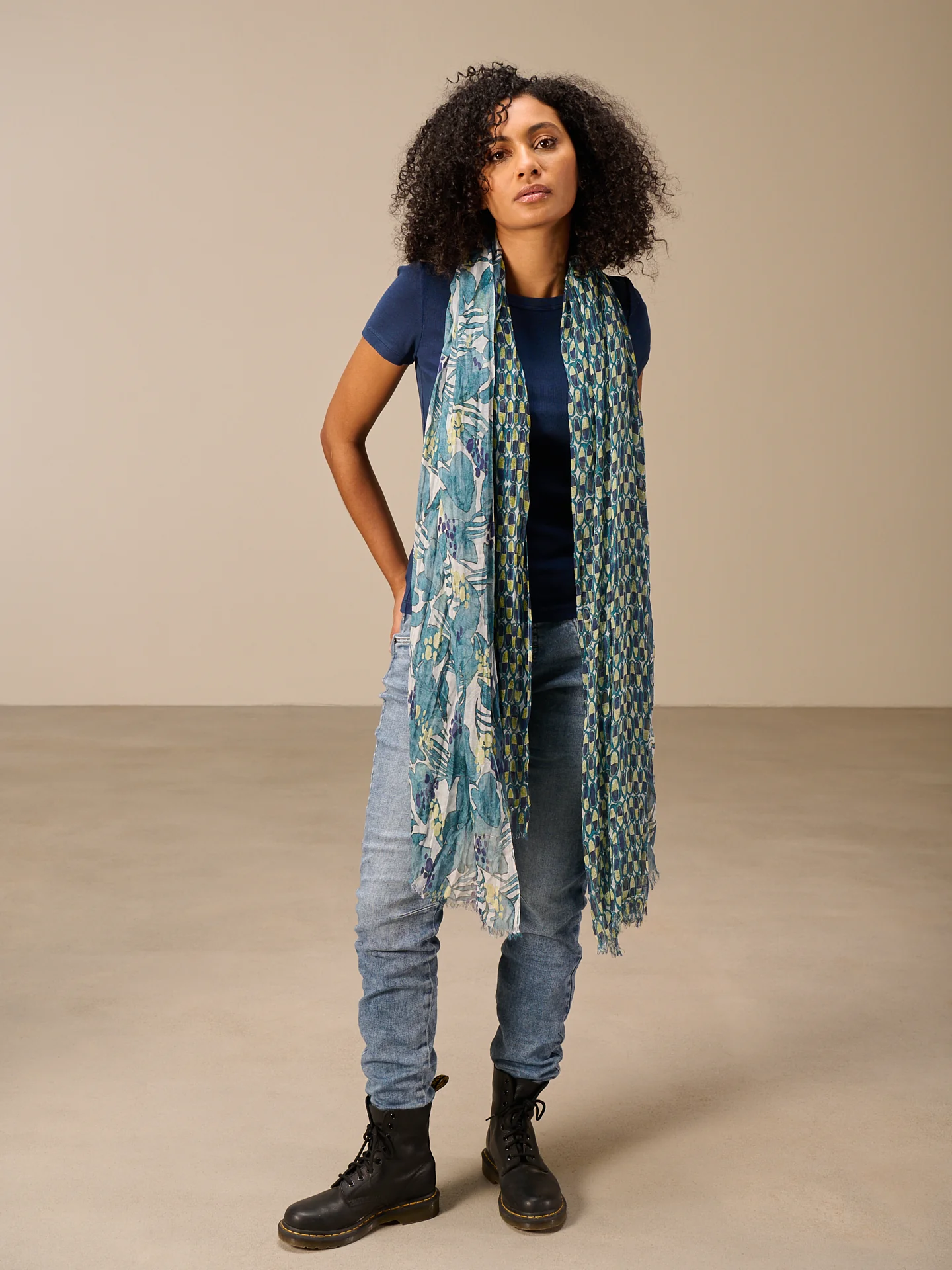 Schal mit Druck - Image 19