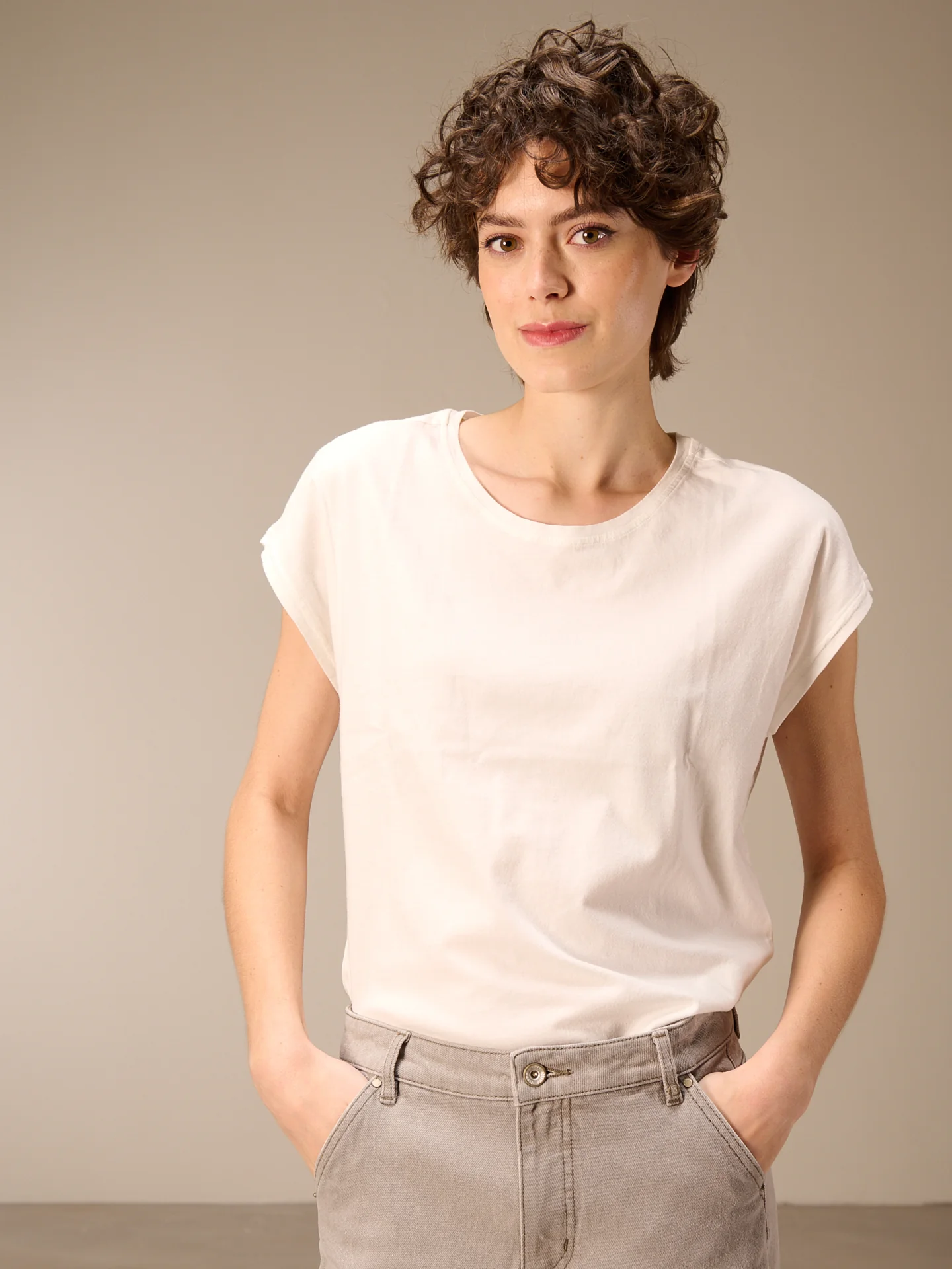 Shirt mit angeschnittenen Ärmeln - Image 16