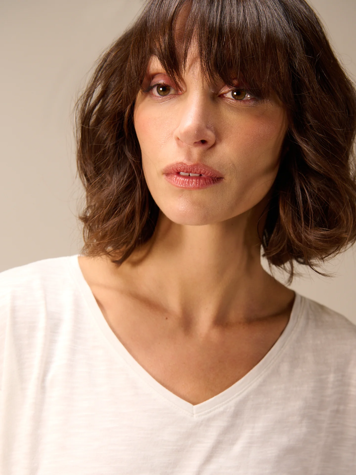 Shirt mit V-Ausschnitt - Image 7