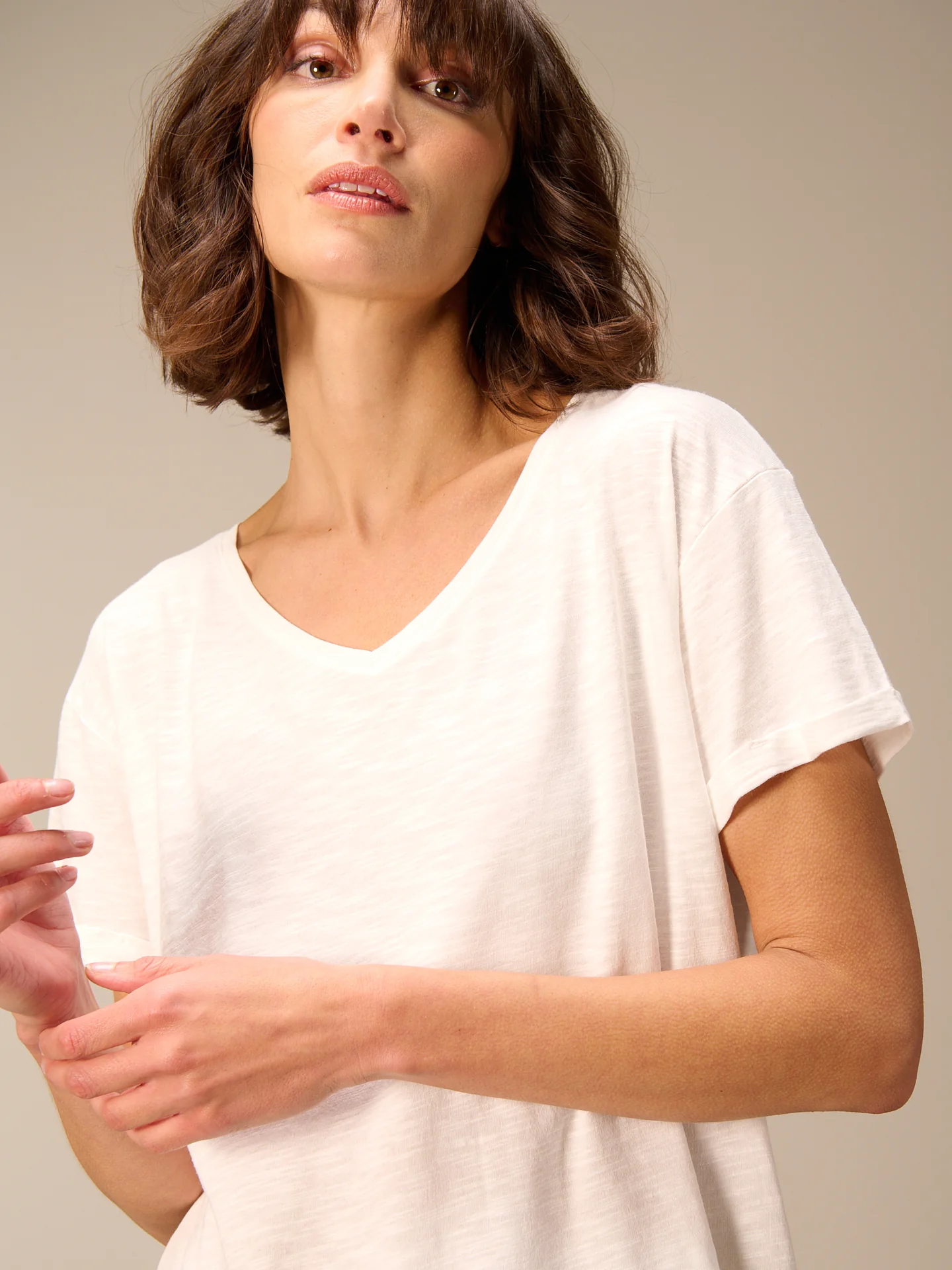 Shirt mit V-Ausschnitt - Image 9