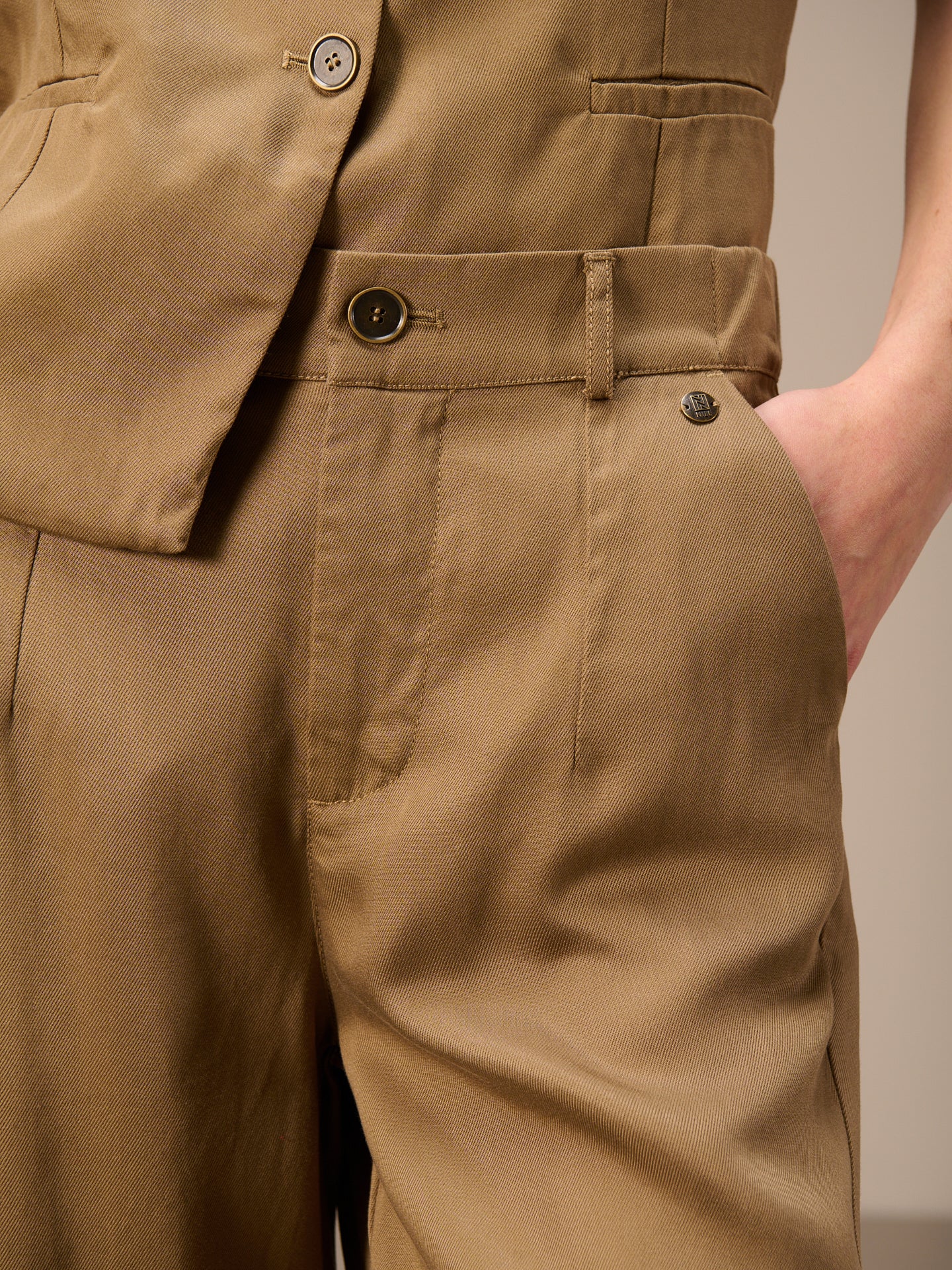Hose Wide - Image 9